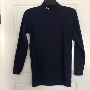 Navy Under Armour long sleeve shirt
